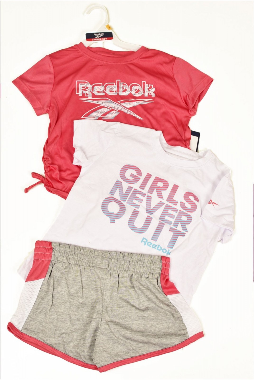 Lot 2 TShirts et short Reebok PARADISE PINK C4587RG