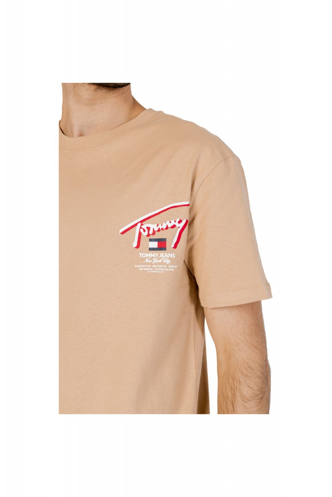 TShirt gros logo printé dos Tommy Jeans AB0 Tawny Sand DM0DM18574