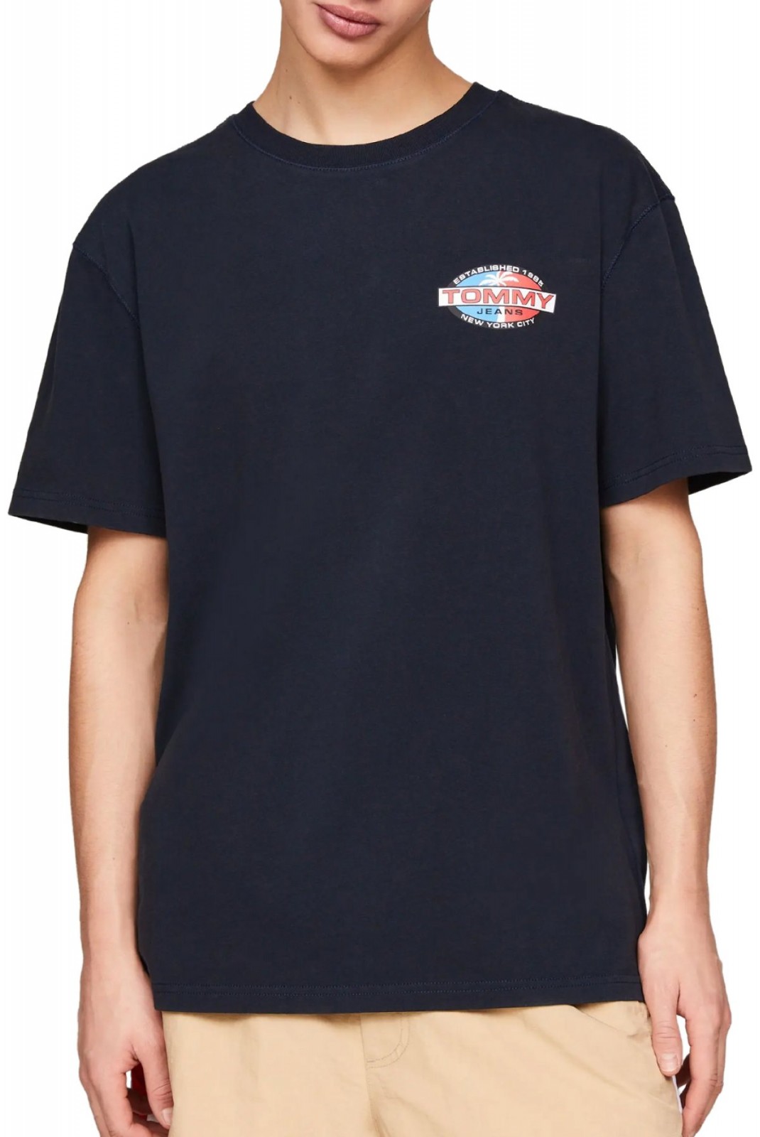 TShirt dos printé Tommy Jeans C1G Dark Night Navy DM0DM18587