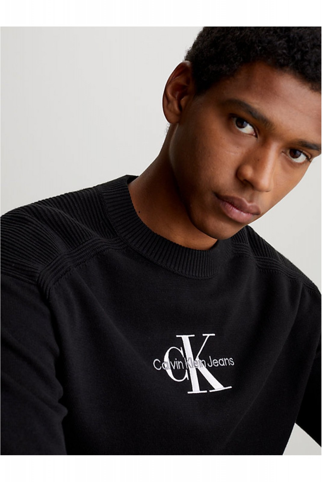 Sweat 100% coton logo brodé Calvin klein BEH Ck Black J30J325167