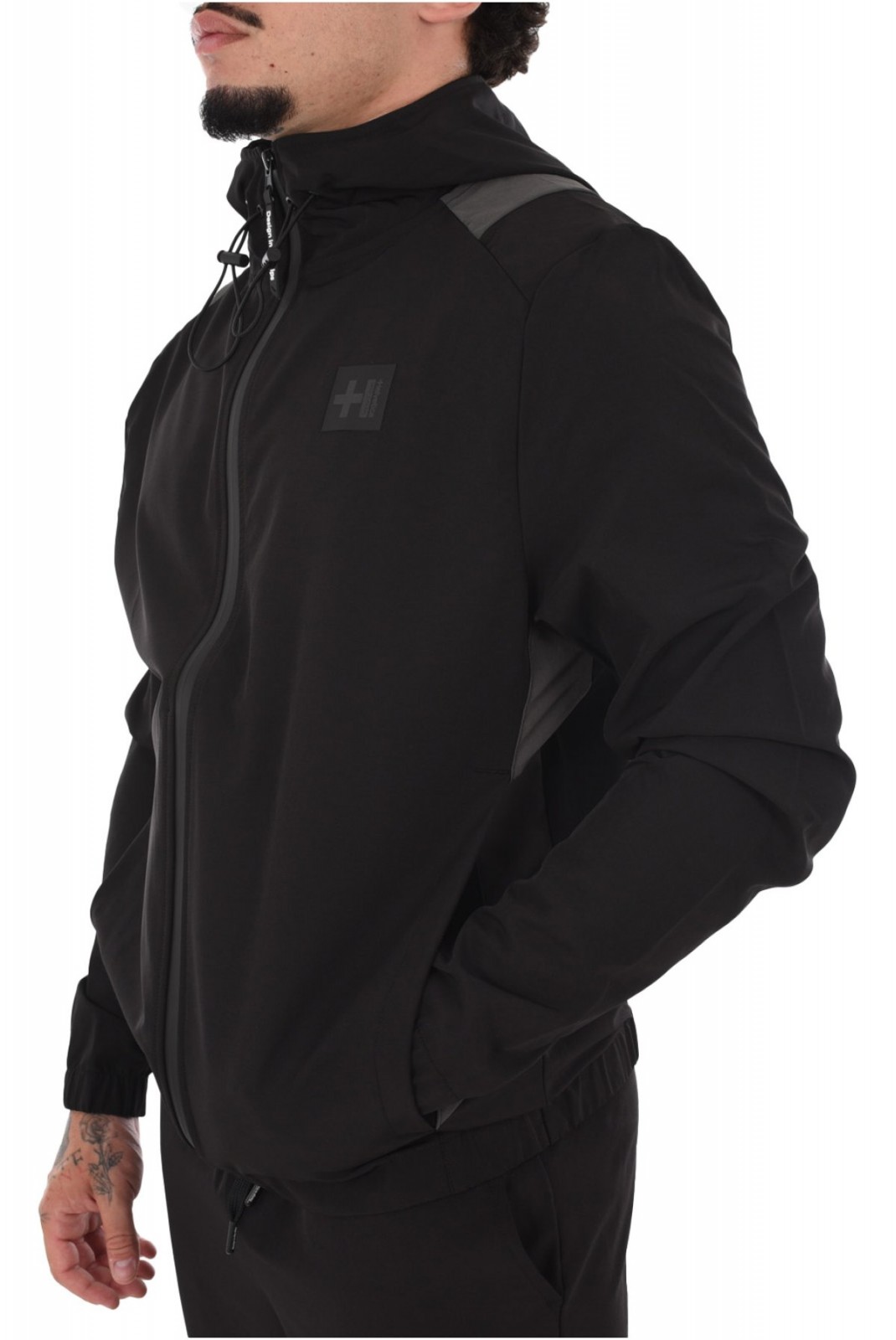 Veste zippée capuche stretch Helvetica BLACK 08TRAVELER