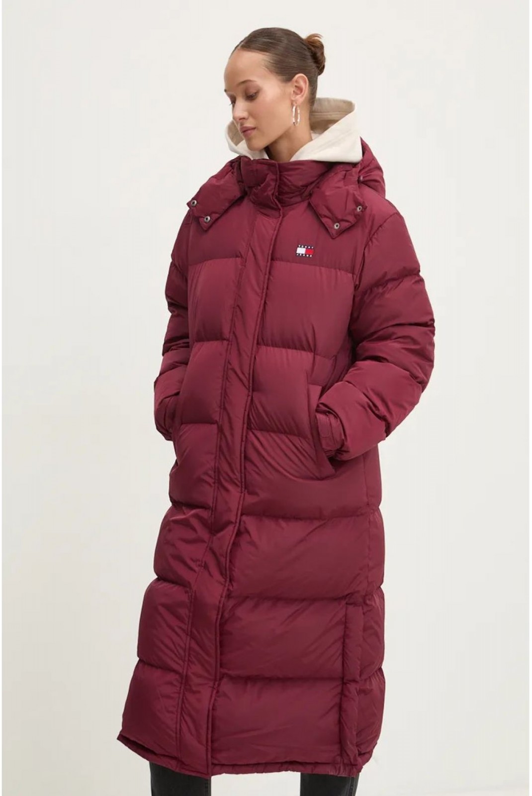 Doudoune longue capuche amovible Tommy Jeans VLP Deep Rouge DW0DW18860