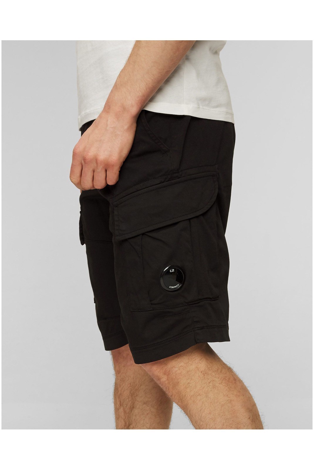 Short - C.P. COMPANY - Black - 16CMBE116A-005694G_999