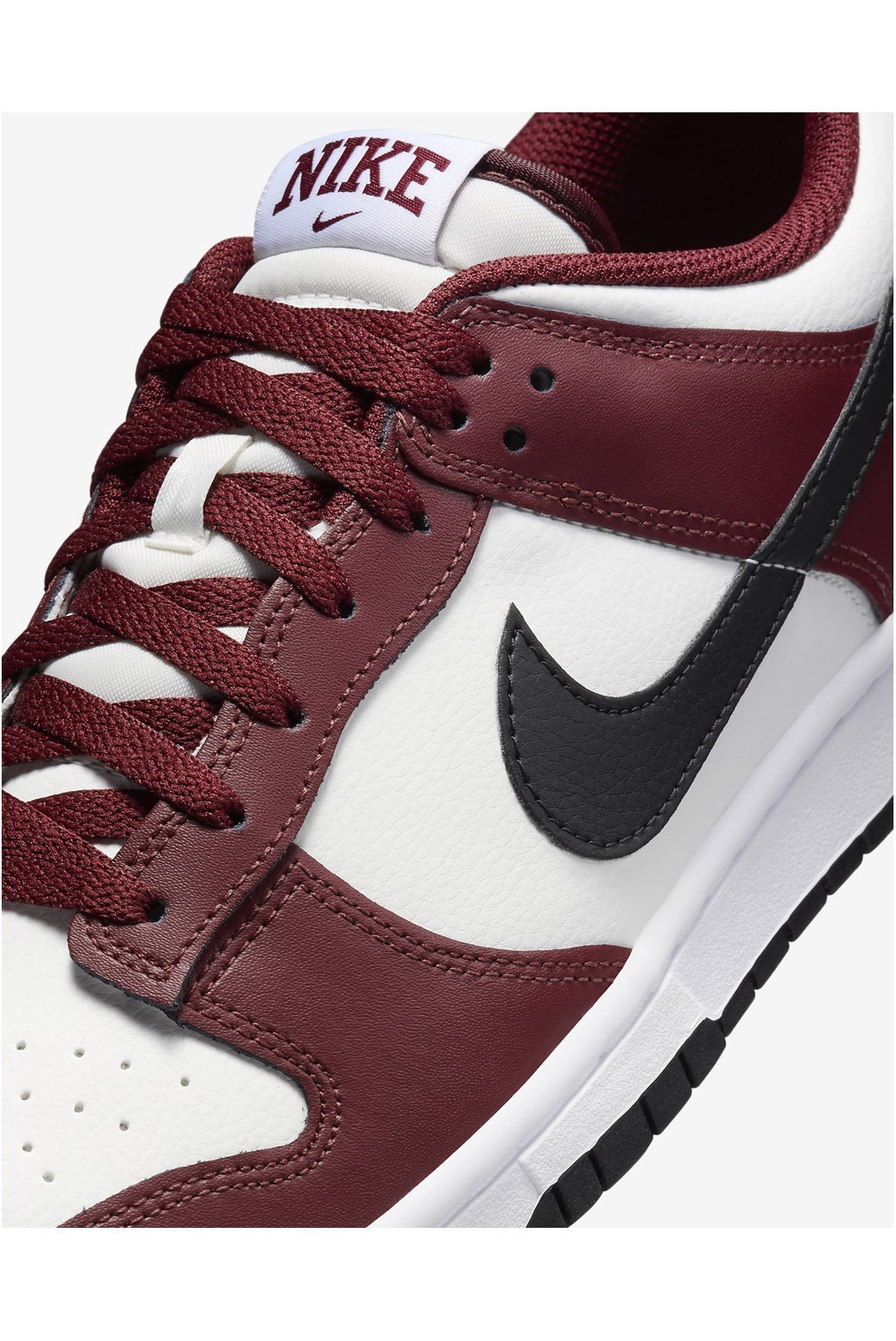 Sneakers - NIKE -  Dunk Low - White-Red - FZ4616__600