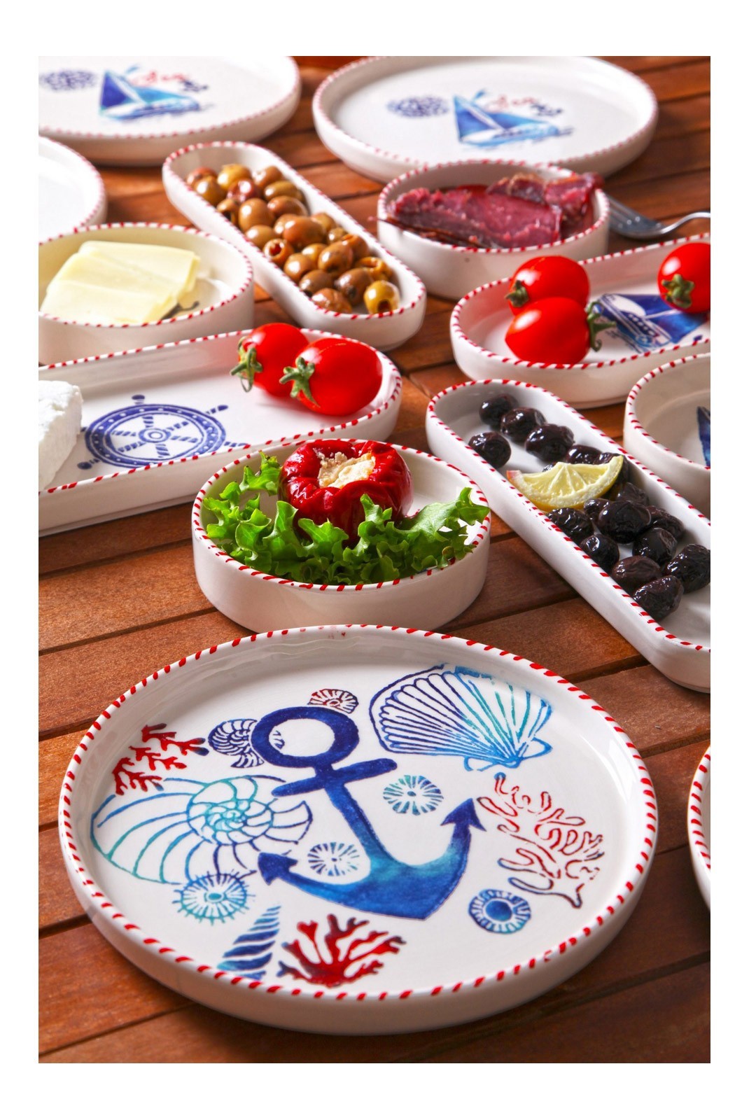 Services pour petit déjeuner (14 pièces) - White / Blue / Red - K1112